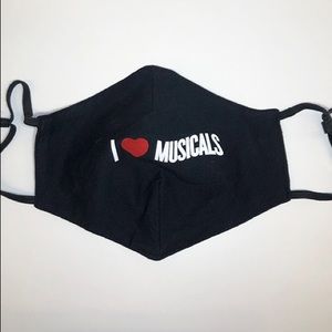 ‘I ❤️ Musicals’ Mask